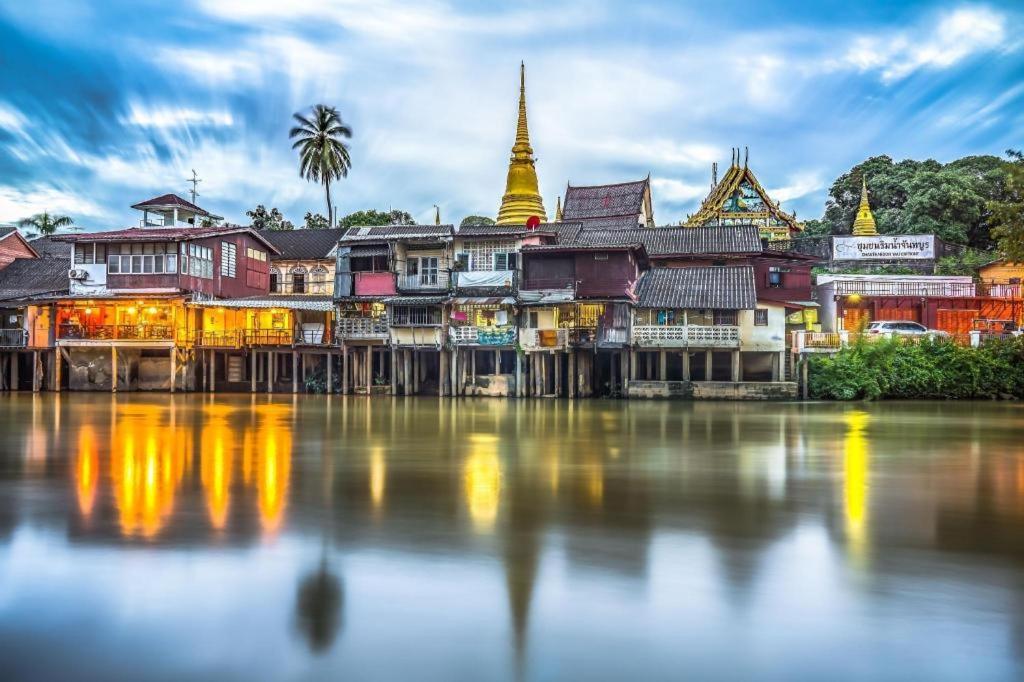 Chanthaburi Center Екстер'єр фото