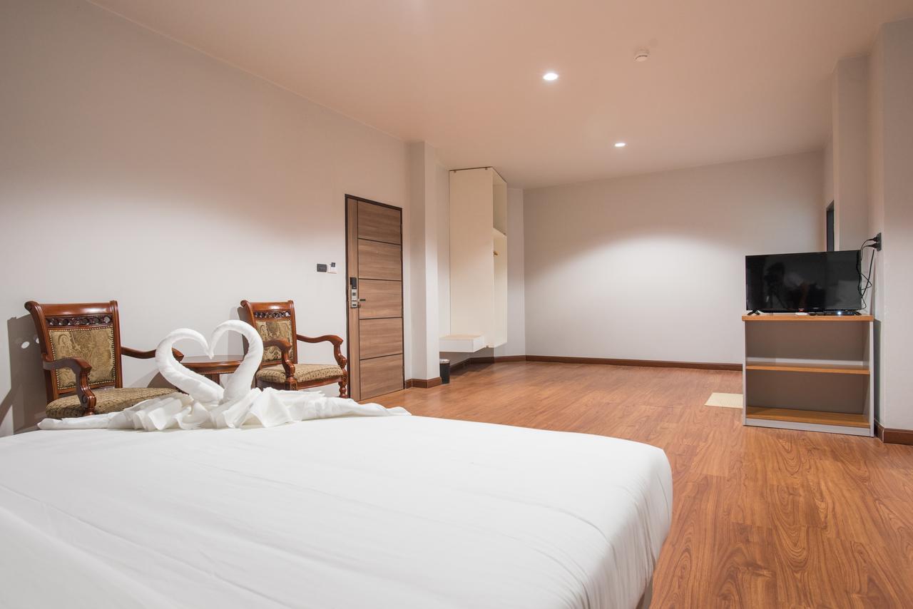 Chanthaburi Center Екстер'єр фото