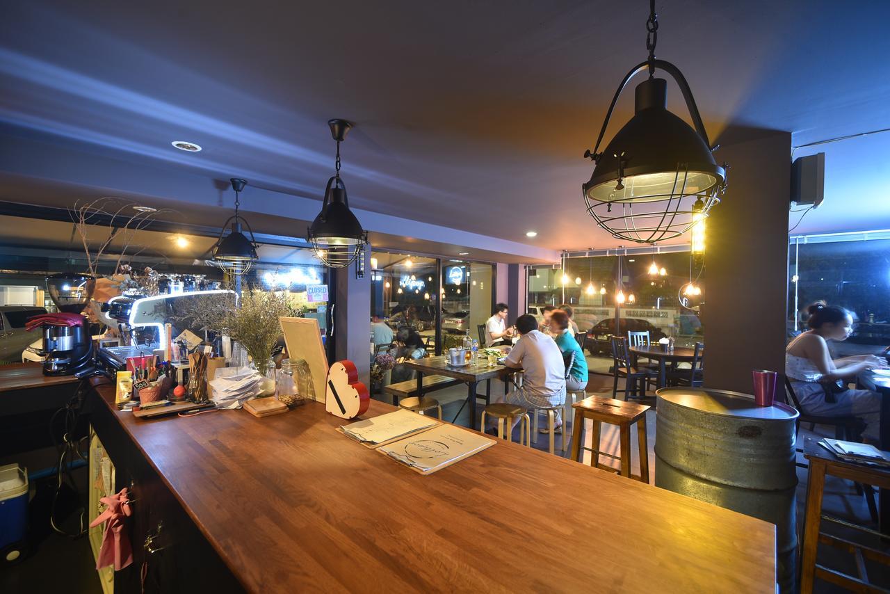 Chanthaburi Center Екстер'єр фото