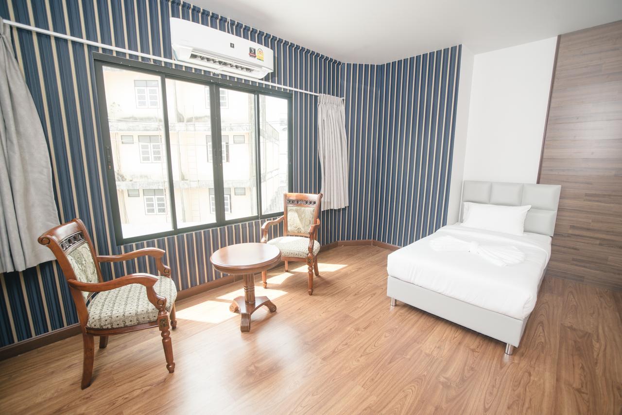Chanthaburi Center Екстер'єр фото